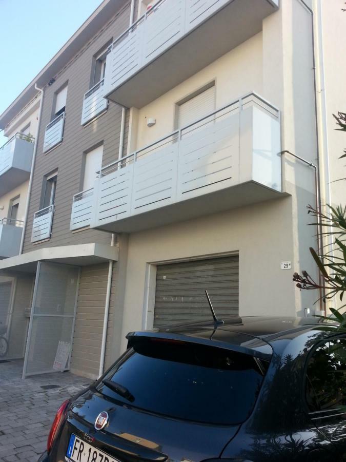 Nuovo Bilocale In Via Lagomaggio, 31 Rimini Exteriér fotografie